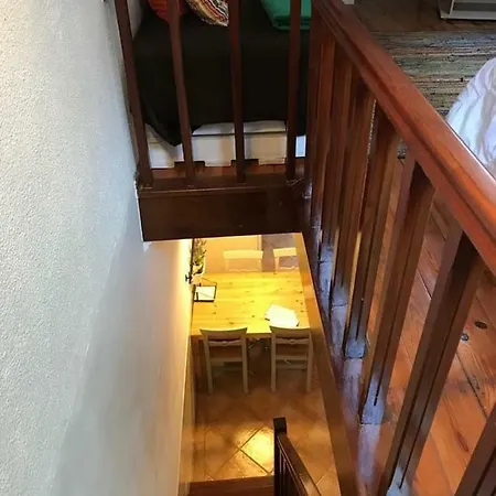 شقة Flat With Terrace In Adamastor